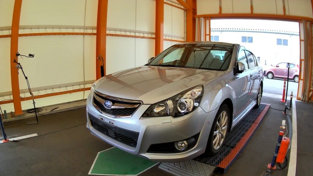 Rear Axle Assembly – Subaru Legacy B4