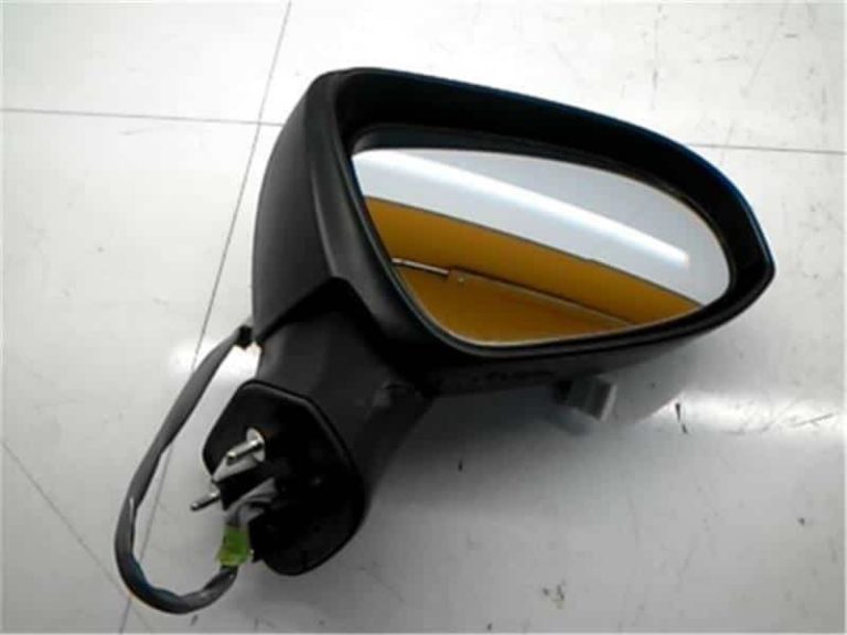Right Side Mirror – Toyota Axio