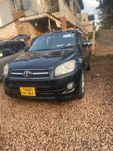 Toyota RAV4 – photo 1